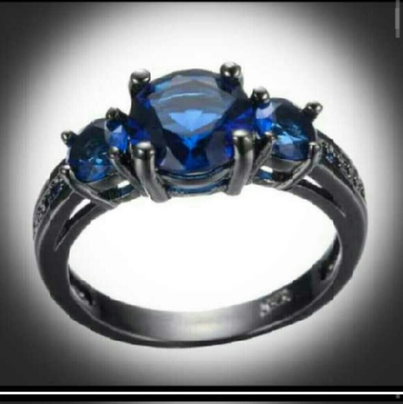 🆕 Beautiful 18k Stamped Black Gold Filled Ring❗ - Picture 3 of 4