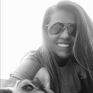 Meet your Posher, Amber