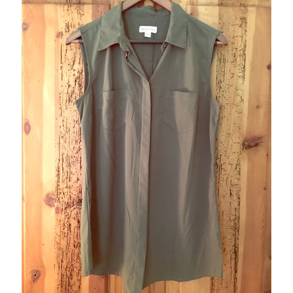 Army green long tunic NWOT