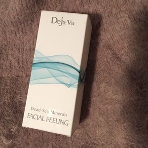 Deja Vu Facial Peeling
