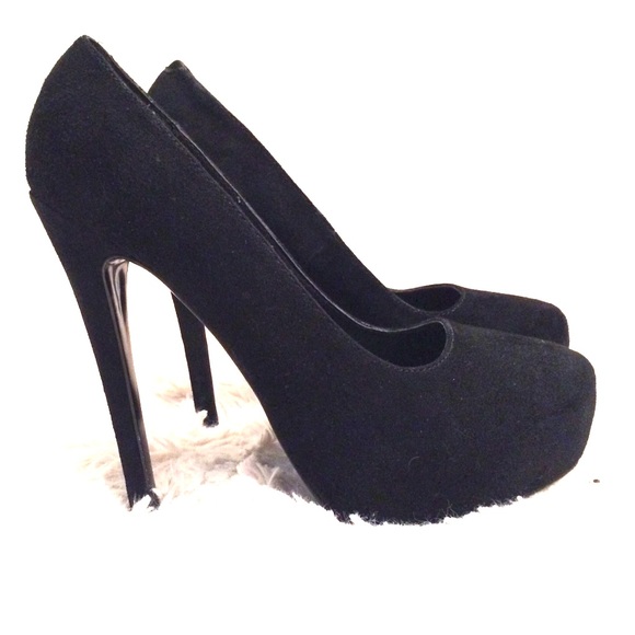 Steve Madden platform pumps