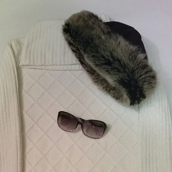 Cross Hatch Turtleneck