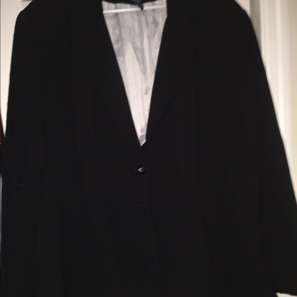 Black Maggie Barnes Blazer PLUS SIZE