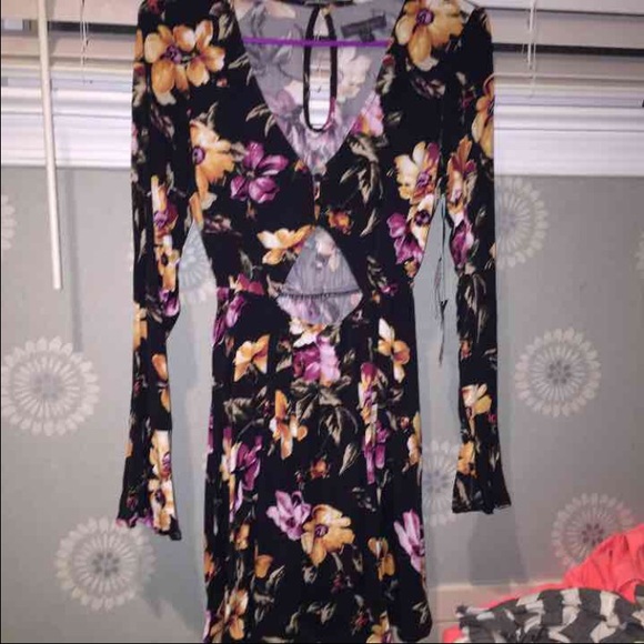 Floral Kendall & Kylie dress NWT