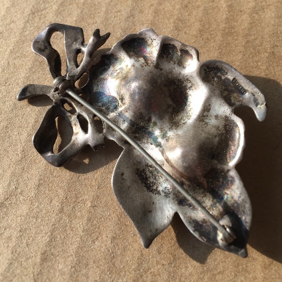 Vintage Pin - Picture 2 of 2
