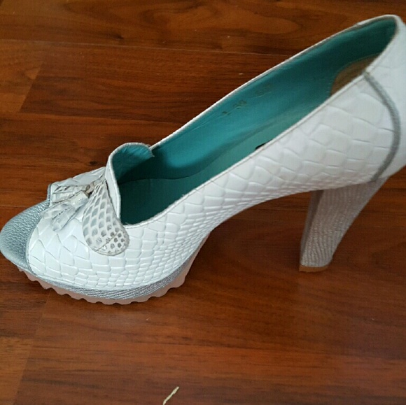 Colombian Shoes leather