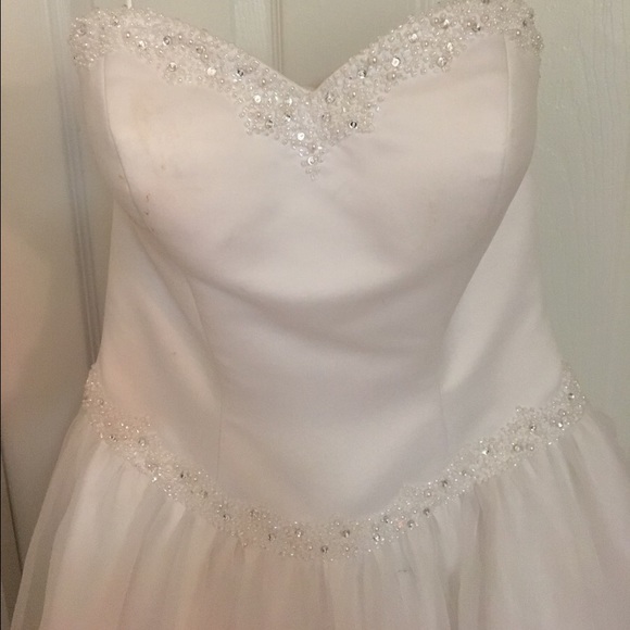 David's Bridal Swarovski Crystal Wedding Dress - Picture 2 of 4