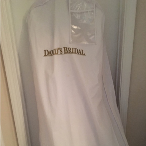 David's Bridal Swarovski Crystal Wedding Dress - Picture 4 of 4