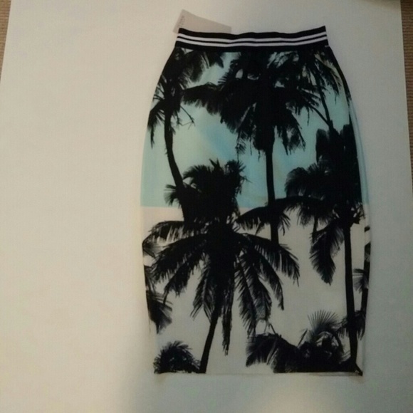 ZARA palm tree skirt Small