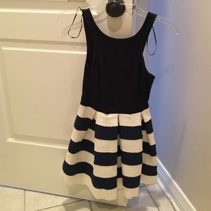 Xenia blue and white dress size 6 au size 0-2 us