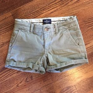 American eagle army green shorts