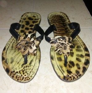 Sandal