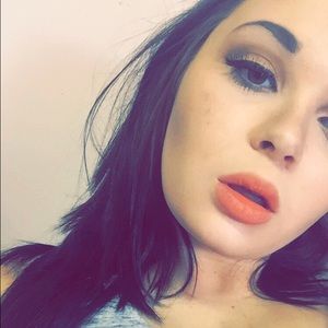 Meet your Posher, Lynn