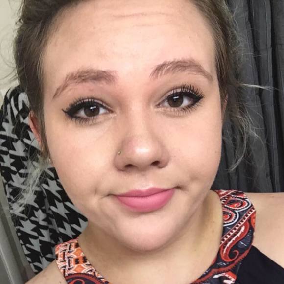 Meet your Posher, Kimmie - Picture 1 of 1