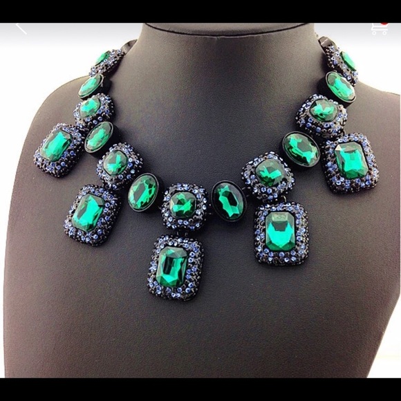 Statement gem - Picture 2 of 3