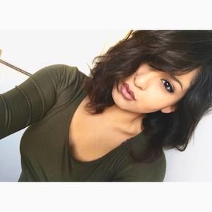 Meet your Posher, Selina