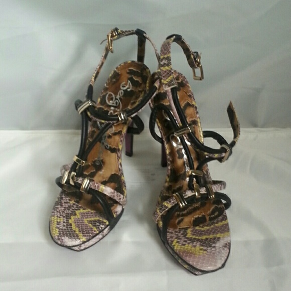 High heel sandals