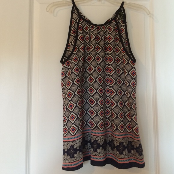 Colorful top with back neck tie