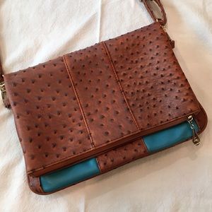 Cri De Coeur Crossbody Bag