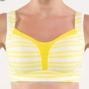 Lulu lemons "Tata Tamer" sports bra
