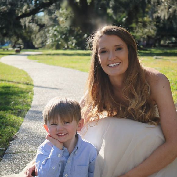 Meet your Posher, Kelsey - Picture 1 of 1