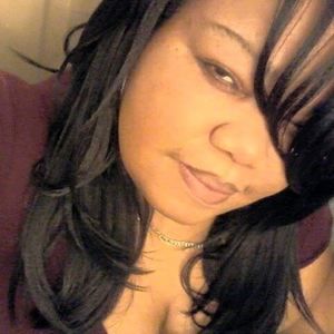 Meet your Posher, Alicia