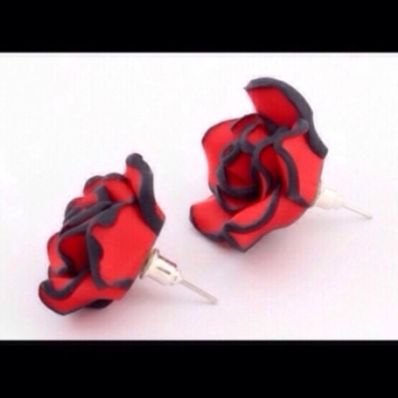 Red Rose Earrings - Picture 2 of 4