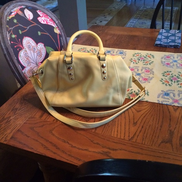 Charming Charlie yellow purse - Picture 1 of 4