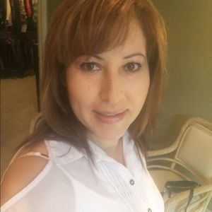 Meet your Posher, Leticia