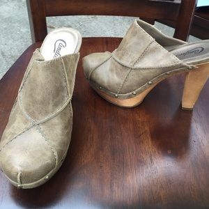 Candie's Clog