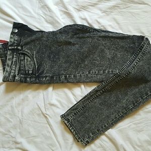 High waist acid wash jeans