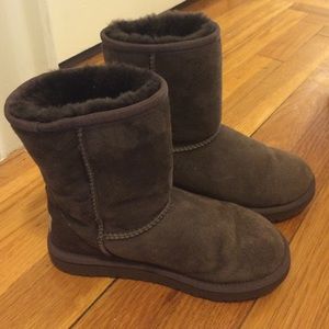 Children's Brown Short UGG Boots