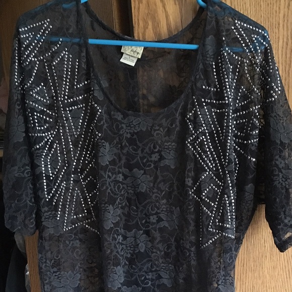 Top from The Buckle - Picture 1 of 2