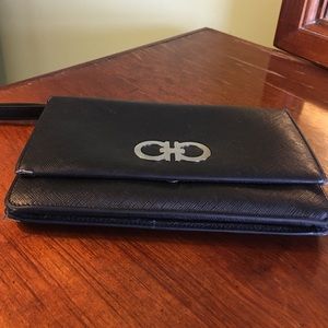 Addnl pics Salvatore Ferragamo wristlet/bag