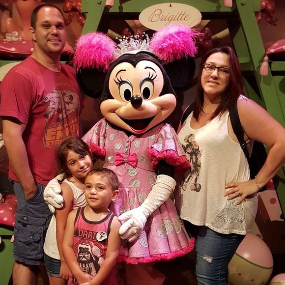 Meet your Posher, Joie