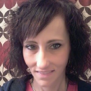 Meet your Posher, Joanie