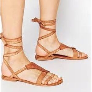 Free People Om Oliviera Tan Flat Wrap Gladiator