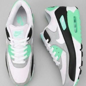 Meet your Posher, Rita