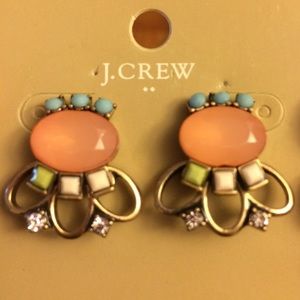 🆕 J. CREW coral stud earrings