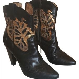 Frye Regina Overlay Heel Bootie