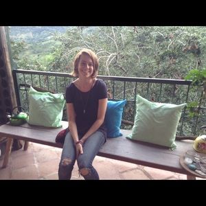 Meet your Posher, Julie