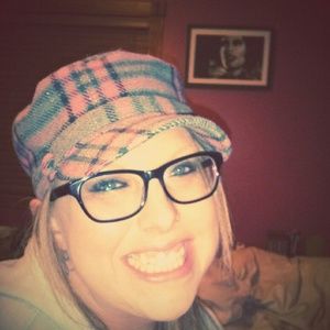 Meet your Posher, Amy