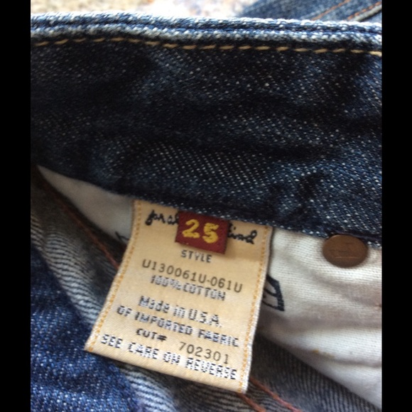 *7 for all mankind jean shorts - Picture 4 of 4