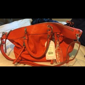 Jessica Simpson handbag NWT. Retail 98.00
