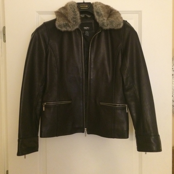 Leather jacket with faux fur collar