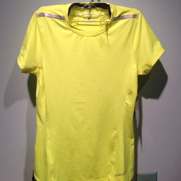 Women's athletic shirt - Picture 1 of 4