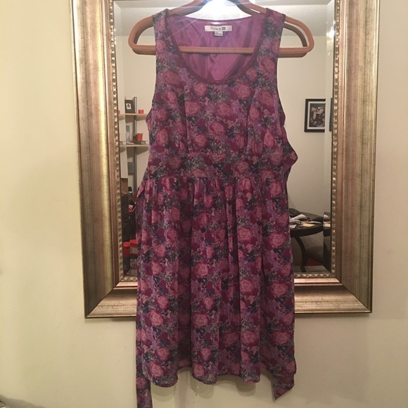 Sleeveless dress