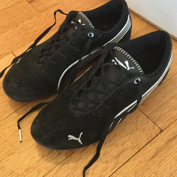 Puma shoes. Size 7.