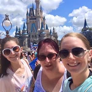 Meet your Posher, Jeannette