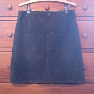 SALE! SO...GSJC sz 9 brown genuine suede skirt